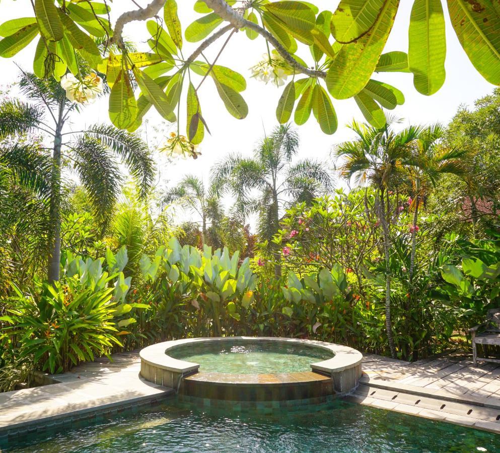 Ibludan Hotel Senggigi Exterior photo