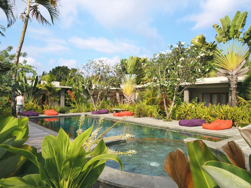 Ibludan Hotel Senggigi Exterior photo